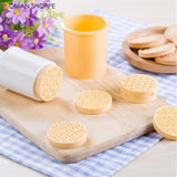 6Pcs Christmas Cookie Stamp Biscuit Mold Cookie Plunger Cutter DIY Baking Mold